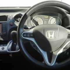 完全自社ローン😊来店不要でご納車までOK✨ホンダ ストリーム 　ＺＳ