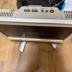 テレビ　シャープ小型の画像