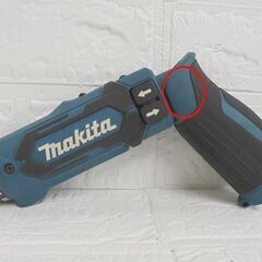 マキタ 7.2V 充電式ペンドライバドリル DF012D 青 バッテリ2個付き 電動工具 makita 充電器なし DIY 札幌市 白石店の画像