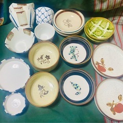 【商談中】食器あげます