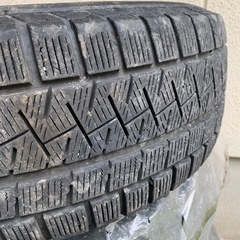 15インチ スタッドレス4本 195/65R15 冬タイヤ 雪用タイヤ ノア・ヴォクシーの画像