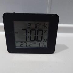 デジタル置時計