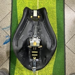 XL883純正シートの画像