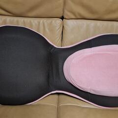 背筋がGUUUN美姿勢座椅子の画像