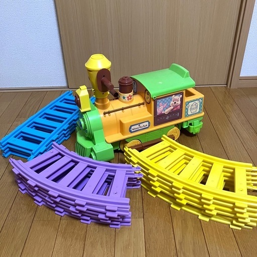 柔らかな質感の 機関車 くまのプーさん 電動シュッポ 三河高浜のおもちゃ (KERO) 知育玩具