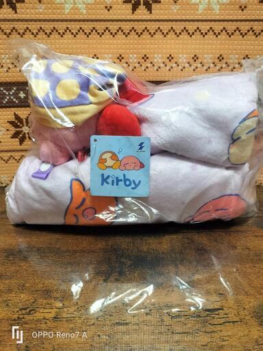 新品　カービィ　ぬいぐるみ付きブランケット