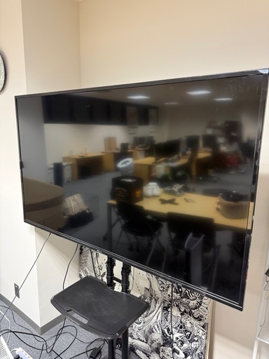 【最終値下中】65インチDMM.makeモニターとTVスタンド