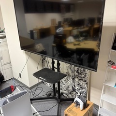 【最終値下中】65インチDMM.makeモニターとTVスタンド