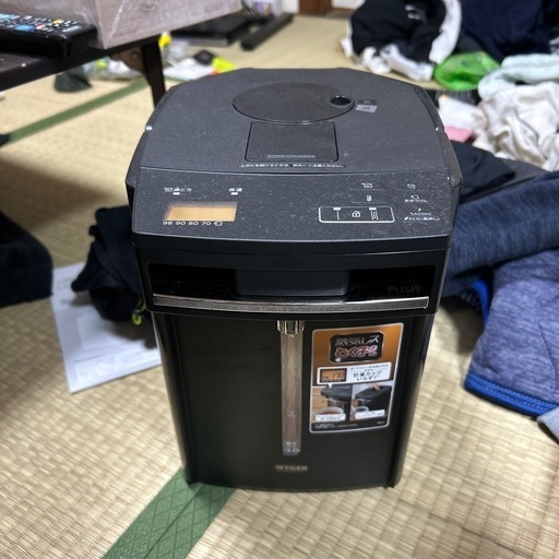 最終値下げ！タイガー魔法瓶社製　ポット3リットル【美品】