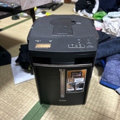 最終値下げ！タイガー魔法瓶社製　ポット3リットル【美品】