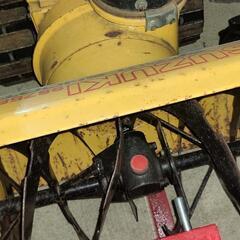 スズキ除雪機！少し訳アリですが…の画像