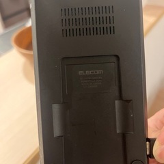 ELECOMワイヤレス充電器の画像