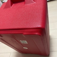 値下げしました！コールマン クーラーボックス　パーティースタッカー33QT レッドの画像