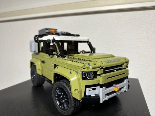 【LEGO TECHNIC】【説明書付】【美品】【完成品】【消毒済み】レゴテクニック ランドローバー ディフェンダー　【掲載期間12/