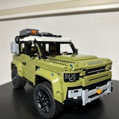 【LEGO TECHNIC】【説明書付】【美品】【完成品】【消毒済み】レゴテクニック ランドローバー ディフェンダー　【掲載期間12/26まで】 の画像