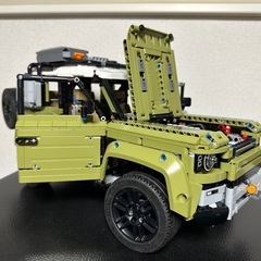 【LEGO TECHNIC】【説明書付】【美品】【完成品】【消毒済み】レゴテクニック ランドローバー ディフェンダー　【掲載期間12/26まで】 の画像