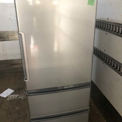 NO 718 ?福岡市内配送設置無料✨?  AQUA アクア 冷蔵庫(272L・右開き) ミスティシルバー AQR-271F(S)
