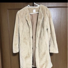 Bab Bou Jeloud(バブ・ブージュルード) エコファーノーカラーコートの画像