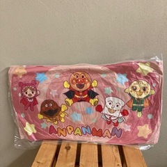 【新品未使用】アンパンマンのクッション
