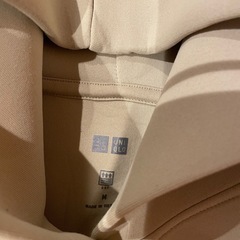 2着セットUNIQLO レディース用パーカー　Mサイズの画像