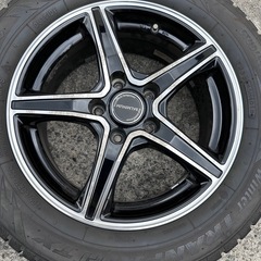 18年製品 スタッドレスタイヤ 4本セット アルミホイールの画像