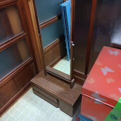 【無料】昔ながらの茶色のドレッサー◆コンパクトサイズ◆レトロ感た...