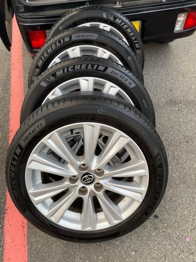 30系アルファード純正ホイルタイヤ付き