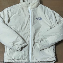 TNF ノースフェイス　リバーシブル　アウター　XLの画像