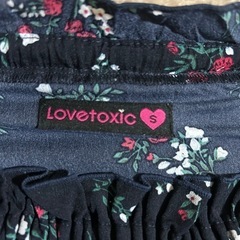 ブラウス？L ove toxicの画像