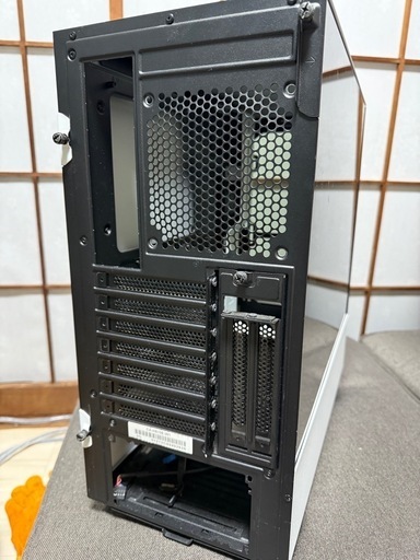 nzxt pc ゲーミング ケース