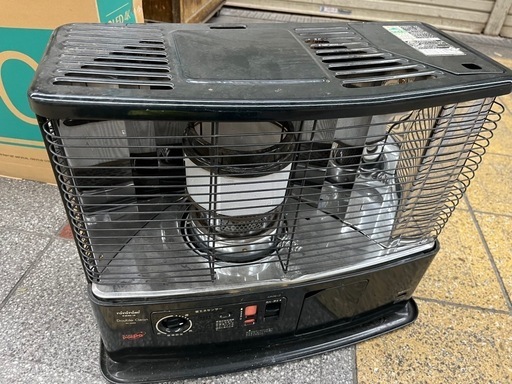 石油ストーブ　動作品