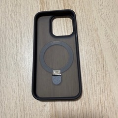iPhone15pro ケースの画像