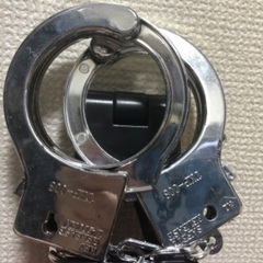 【 手錠 】の画像