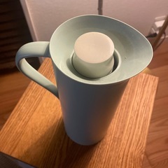 [IKEA]BEHOVD ベホーヴド 魔法瓶、ライトグリーン/ベージュ、1Lの画像