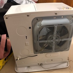 
石油ファンヒーター の画像
