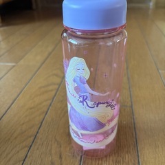 ラプンツェル　プラスチック水筒