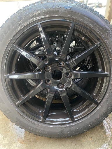 スタッドレスタイヤ