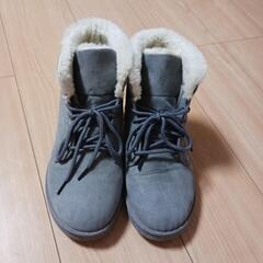 ムートンブーツ