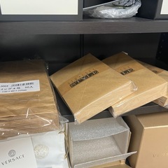 【写ってるもの全て】レター封筒&紙バックの画像