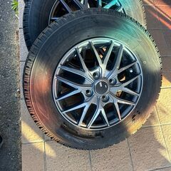 TREAD VENES FS01 4J-13 +45 100 4H 145/80R13 スタッドレス４本セットの画像