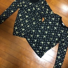 　　美品　1回洗濯のみ　ほぼ新品　ミッキーマウス　長袖　140c...