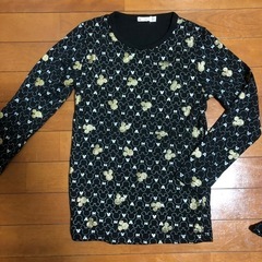 　　美品　1回洗濯のみ　ほぼ新品　ミッキーマウス　長袖　140cm 145cm 2枚セット　黒の画像