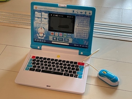 中古美品ドラえもんラーニングパソコンACアダプタ付き