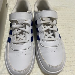 adidas22.5の画像