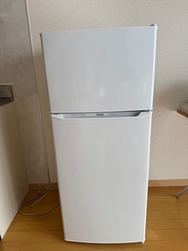 2022年製　ハイアール　冷蔵庫　130L
