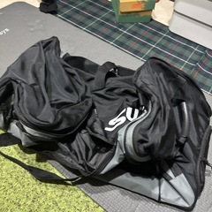 キャリーバッグ