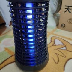 ①コバエ採り器　非常に綺麗な品物です