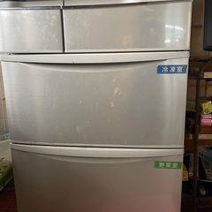 2013年製 パナソニックNR-FTM477S 冷蔵庫 直接引き渡し稲枝駅近辺保管