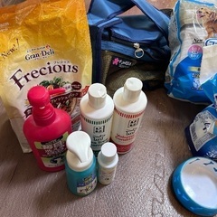 ペット用品まとめ売りの画像