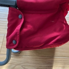 折りたたみテーブルチェアの画像